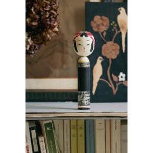 Kokeshi Lady Black